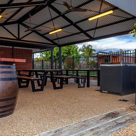 Big4 Albury Tourist Park Hotel ภายนอก รูปภาพ